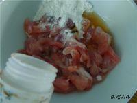 肉丝炒蒜黄的做法步骤1