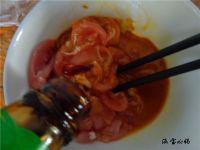 肉丝炒蒜黄的做法步骤2