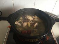 土鸡菌菇芋头煲的做法步骤5