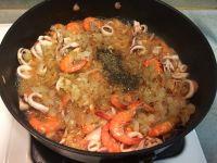 西班牙海鲜饭的做法步骤12