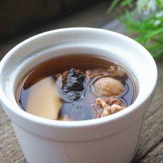 杜仲巴戟排骨汤