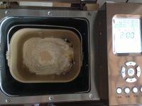 红糖核桃葡萄干吐司的做法步骤5