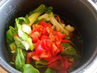 番茄油菜牛肉汤的做法步骤8