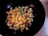 双豆鲍菇鸭丁的做法步骤5