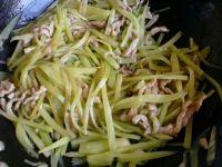 肉丝炒莴笋的做法步骤7