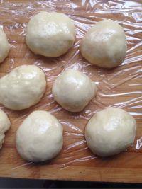 豆沙面包的做法步骤3