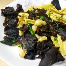 黑木耳腐竹炒蛏肉
