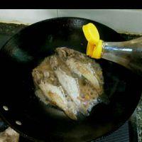 红烧剥皮鱼的做法步骤4