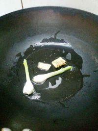 油焖大虾的做法步骤2