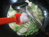 咸肉毛豆煮鞭笋的做法步骤7