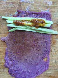 紫薯黄瓜卷的做法步骤5