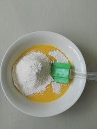 戚风蛋糕的做法步骤4