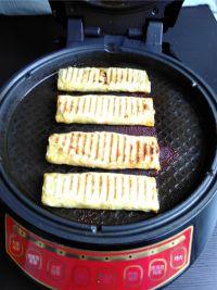 香椿春卷的做法步骤11