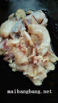 豆角炒鸡胸肉的做法步骤2