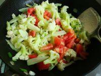 番茄有机菜花的做法步骤6