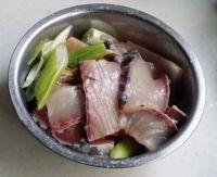 烧汁鱼块的做法步骤2