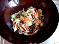 鸡腿香菇干的做法步骤10