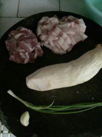 鲜杏鲍菇炒腩肉的做法步骤1