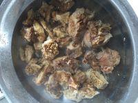 腊排萝卜汤的做法步骤3