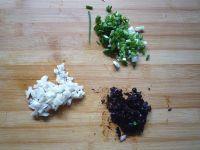 豆豉酱拌金针菇的做法步骤5