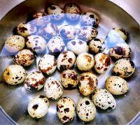 虎皮腐乳鹌鹑蛋的做法步骤1