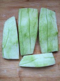 凉拌西瓜皮的做法步骤2