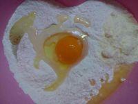 玫瑰豆沙小面包的做法步骤1