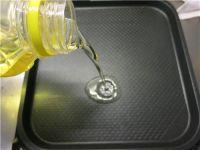 虎皮辣椒的做法步骤1