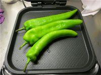 虎皮辣椒的做法步骤2