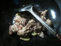 梅豆烧鸡块的做法步骤3