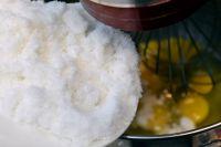 焦糖玛奇朵蛋糕的做法步骤1