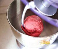 红曲蔓越莓小面包的做法步骤2