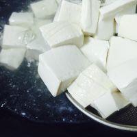 大葱炒豆腐的做法步骤4