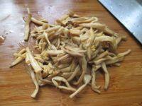 黄花菜炒花菜的做法步骤3