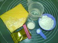 奶酪花环面包的做法步骤1