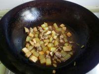 土豆鸭肉的做法步骤7