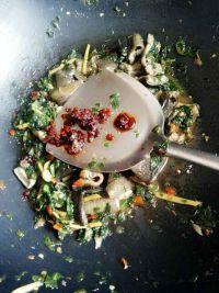 紫苏炒黄鳝的做法步骤10