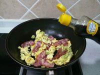 蛋炒腊肠的做法步骤7