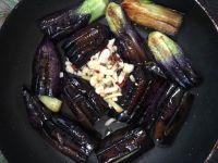 豆瓣儿茄子的做法步骤5