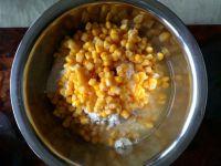 奶香南瓜玉米早餐饼的做法步骤2