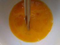 韭菜炒鸡蛋的做法步骤2