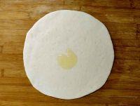 发面油饼的做法步骤7