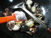 炒膏蟹的做法步骤7