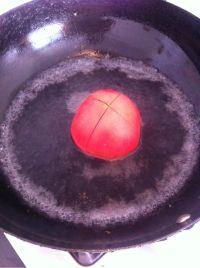 西红柿鸡蛋疙瘩汤的做法步骤2