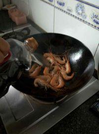 红烧草虾的做法步骤6