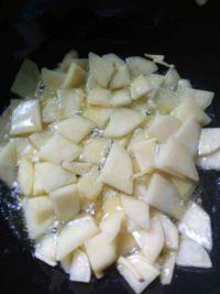 番茄土豆龙须面的做法步骤5