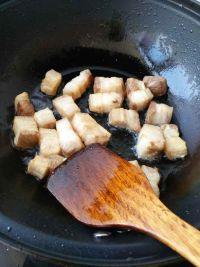 土豆红烧肉的做法步骤3