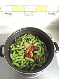 双味毛豆的做法步骤4