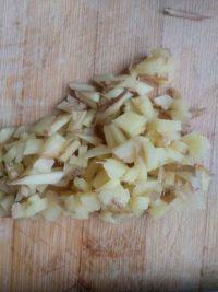 炖豆角肉块的做法步骤2