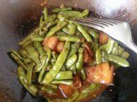 炖豆角肉块的做法步骤9
